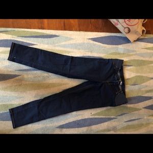 Side paneled maternity jeans